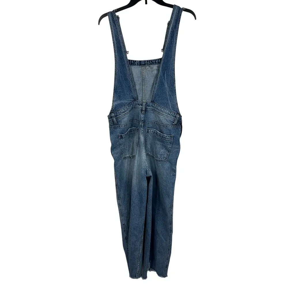 Free People We the Free SZ 26 Cropped Denim Jean Overalls Pockets Distressed